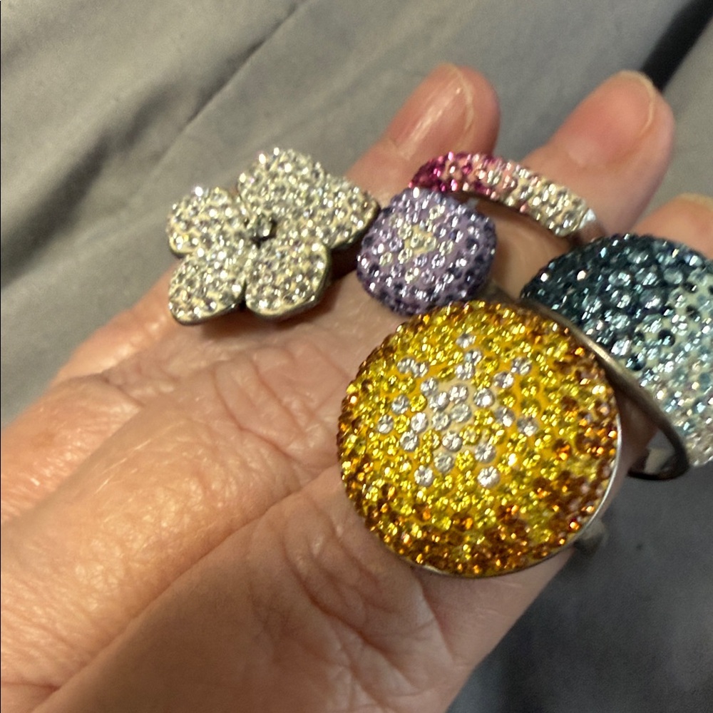 Elegant Silver and Gold Women's Ring Set
Total of 5 rings all size 10 one price - Picture 15 of 15